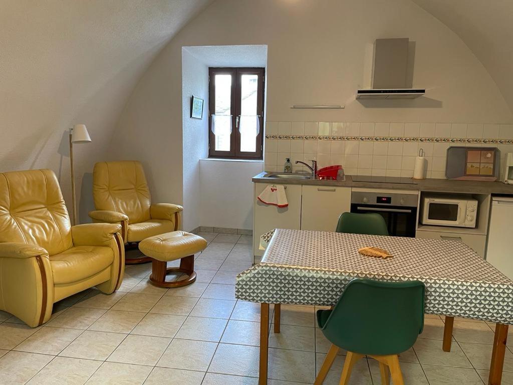 Gite Montalies Sévérac-le-Château Buitenkant foto